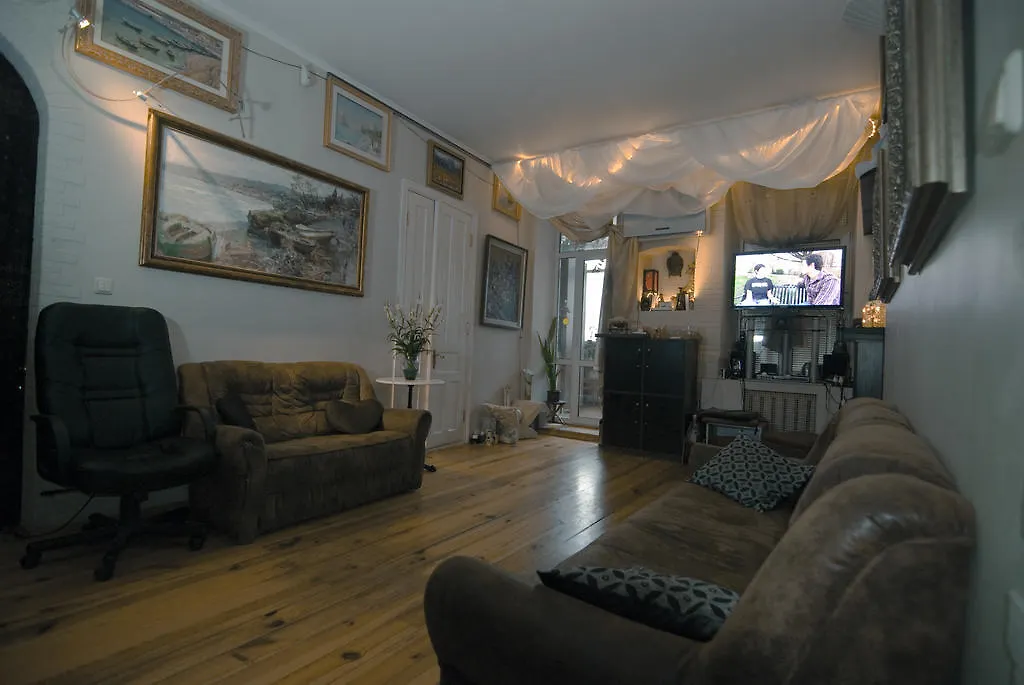 Hostel Kyiv-Art location
